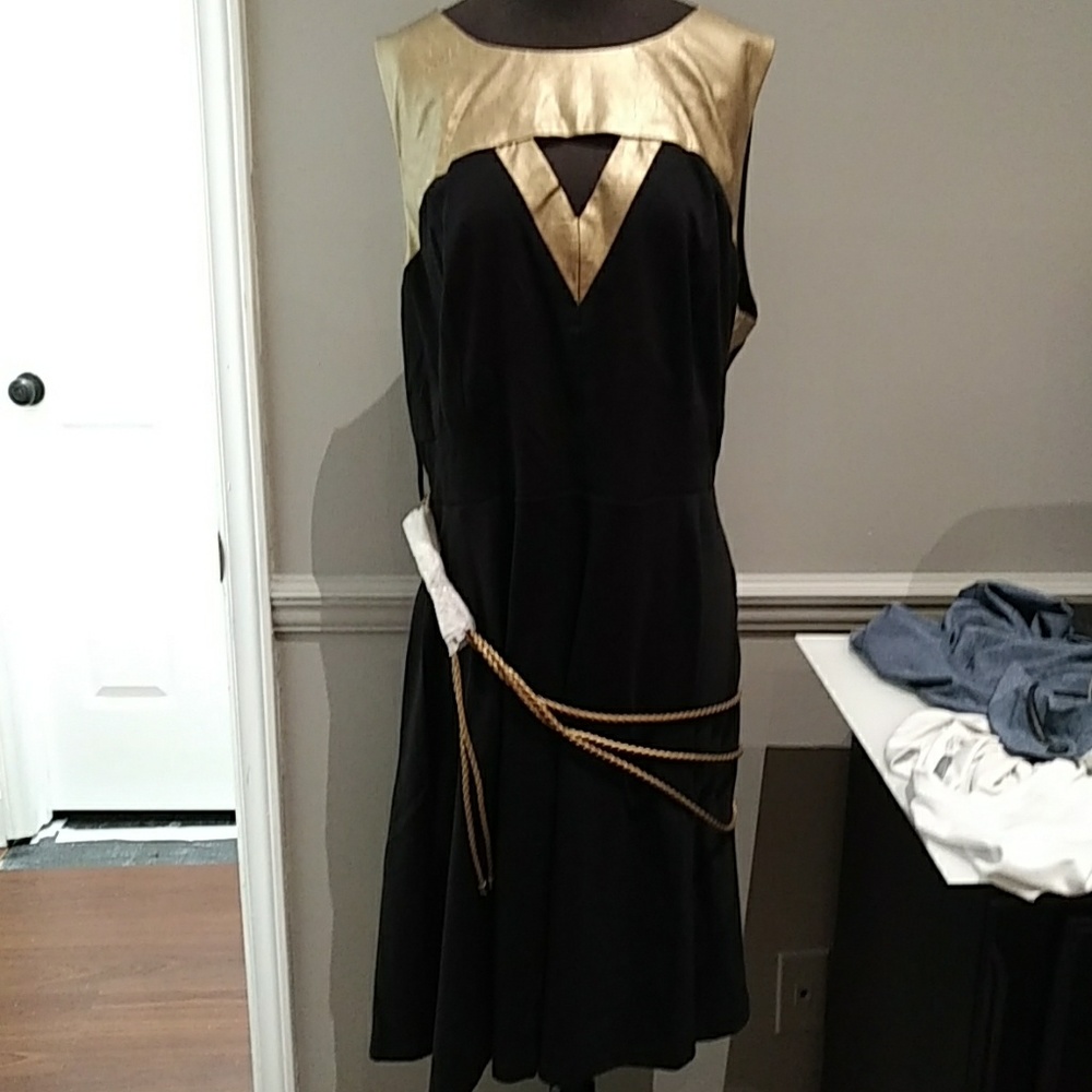Hot Topic Torrid Wonder Woman Lasso Dress